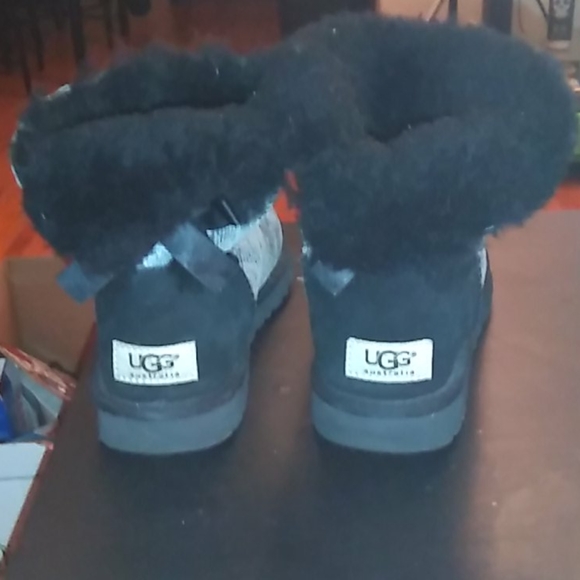 Grey snakeskin Bailey bow short UGG boots - Picture 4 of 4